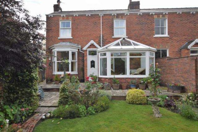  Image of 3 bedroom Cottage for sale in Avenue Cottages Londesborough Road Scarborough YO12 at Avenue Cottages  Scarborough, YO12 5AG